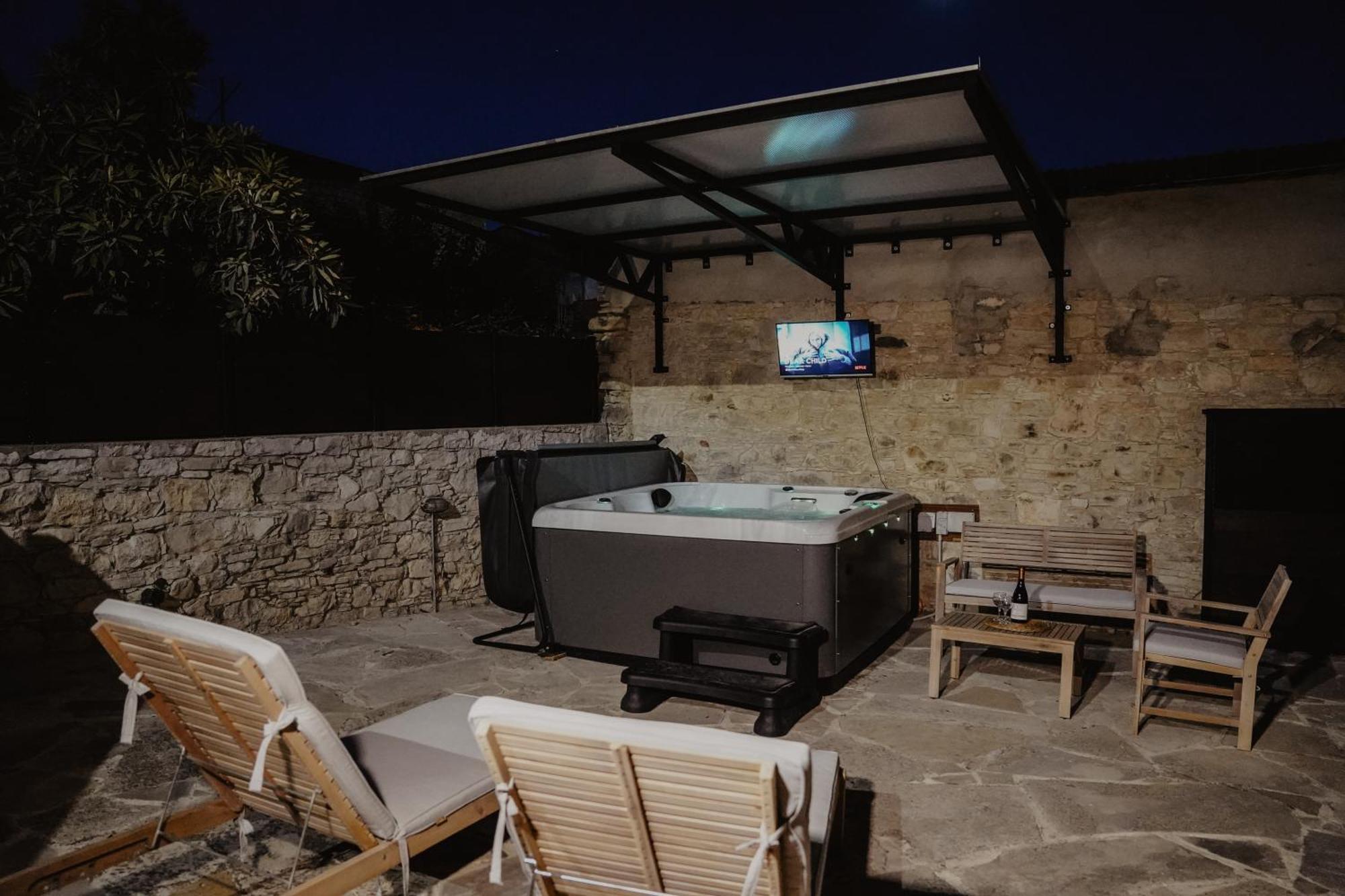 The Stonehouse Suites With Private Bath Spas Limassol Luaran gambar