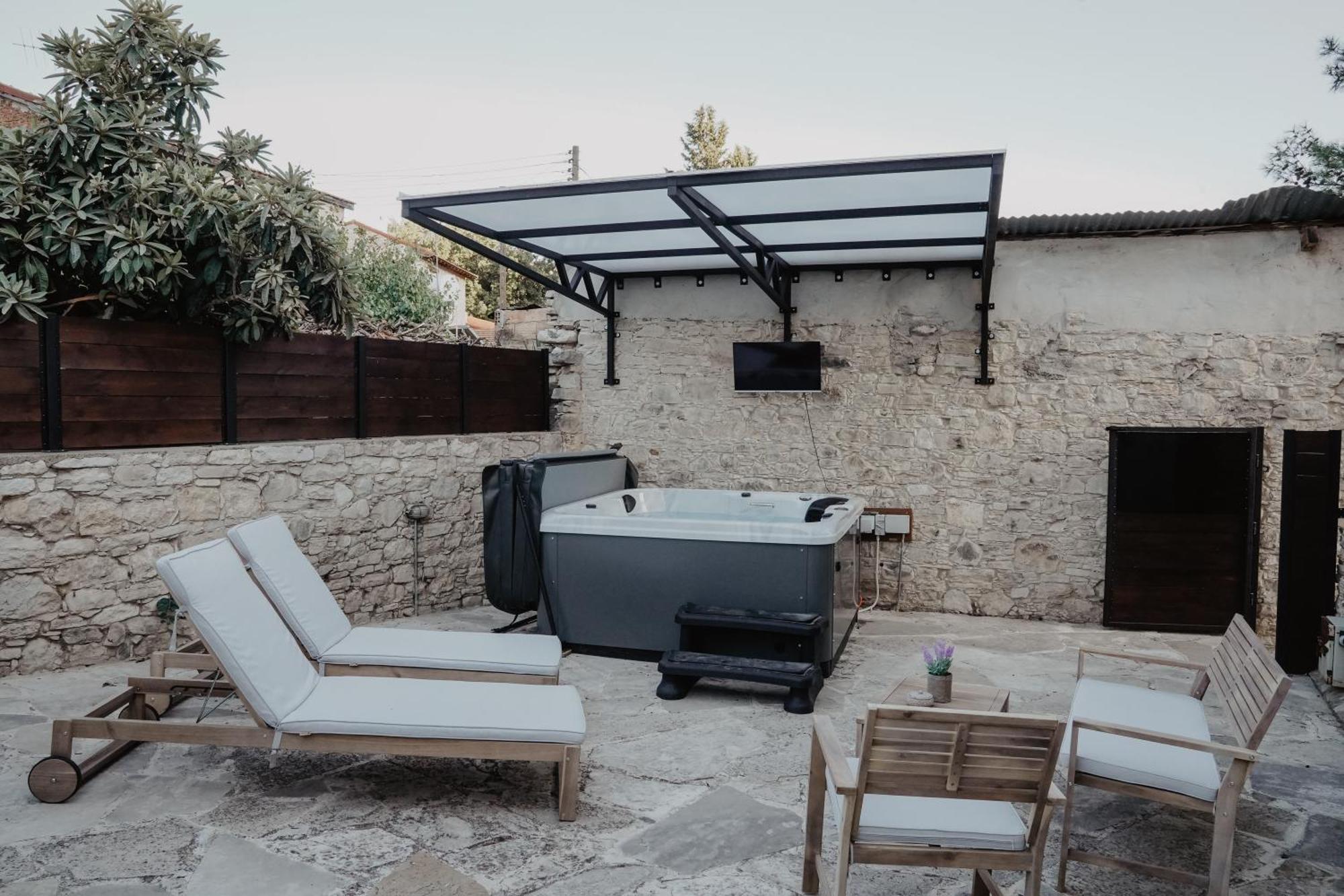 The Stonehouse Suites With Private Bath Spas Limassol Luaran gambar