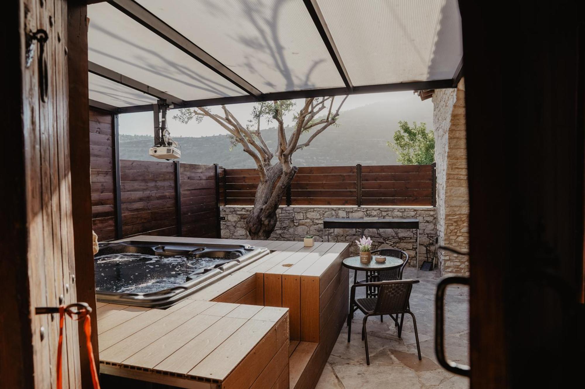 The Stonehouse Suites With Private Bath Spas Limassol Luaran gambar