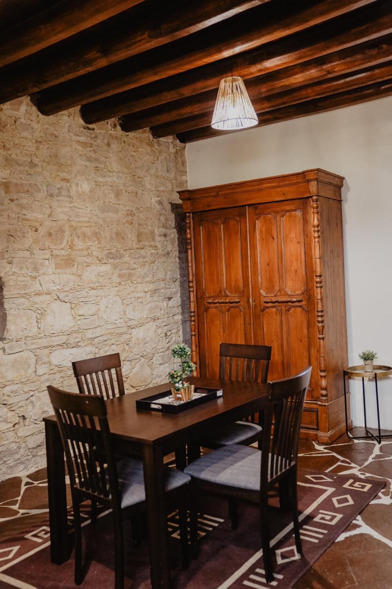 The Stonehouse Suites With Private Bath Spas Limassol Bilik gambar